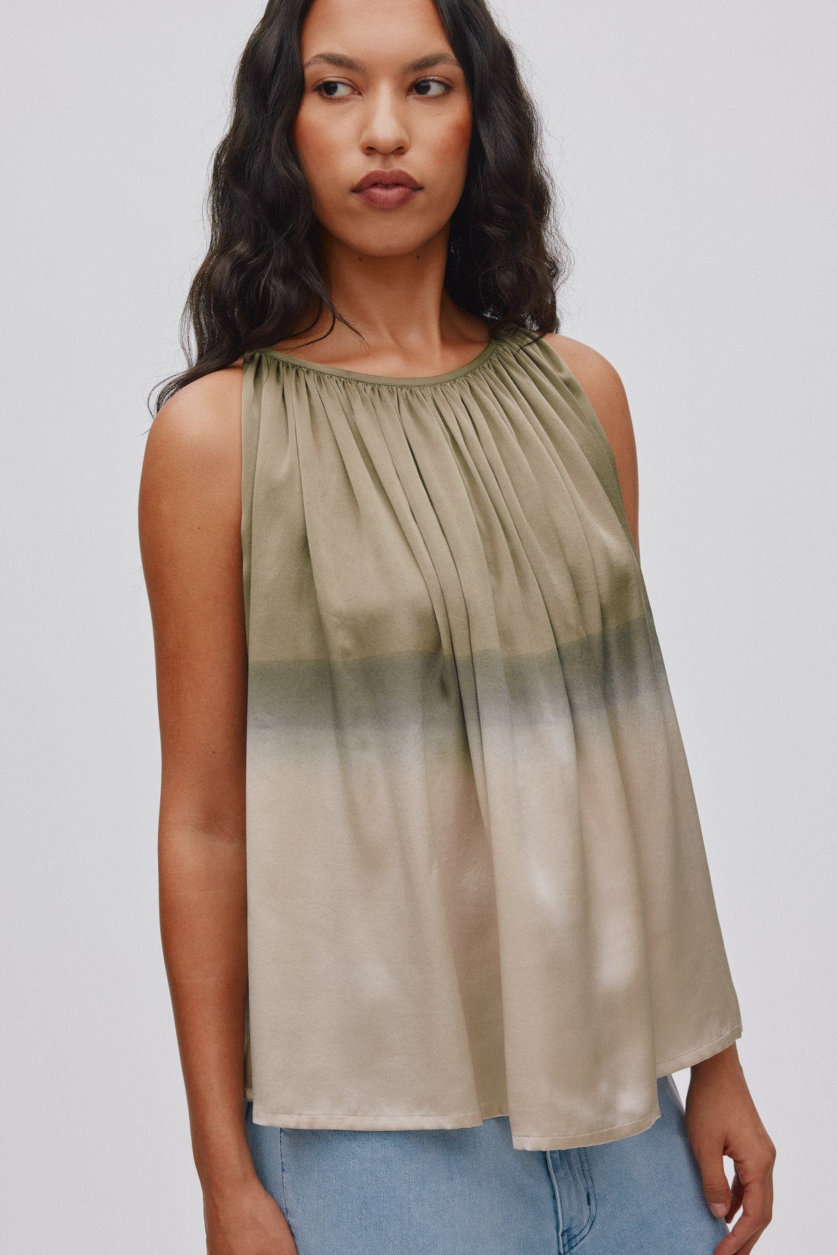 Sabel - Horizon gathered halter top I Cement combo