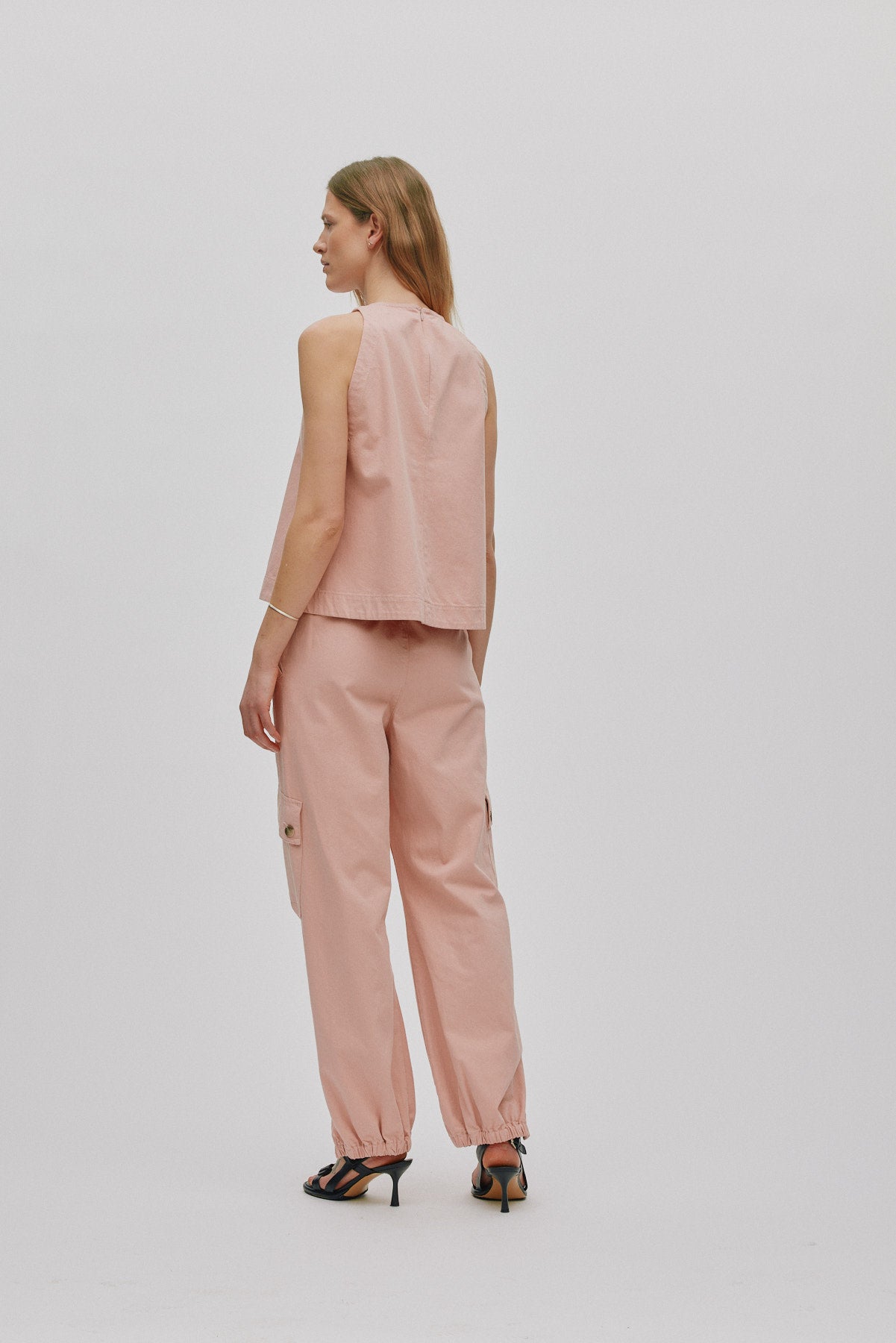 Justa - Texture canvas pants with zip I Soft rose