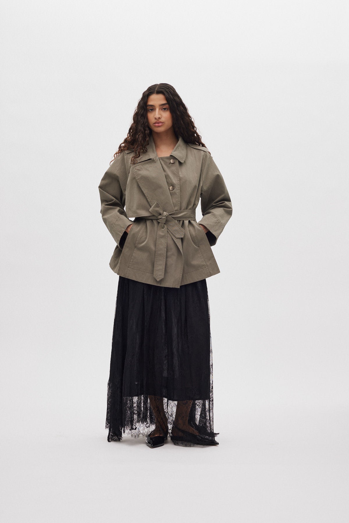 Nadira - Utility cropped trench jacket I Asphalt