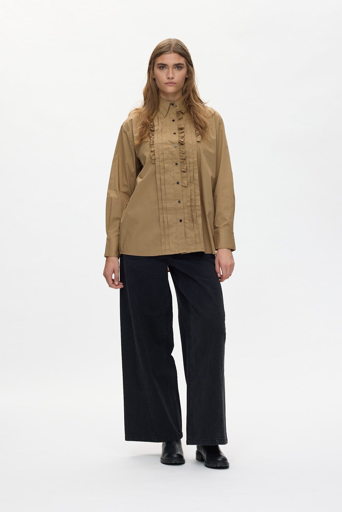 Dim - Poplin front frill shirt I Havanna brown