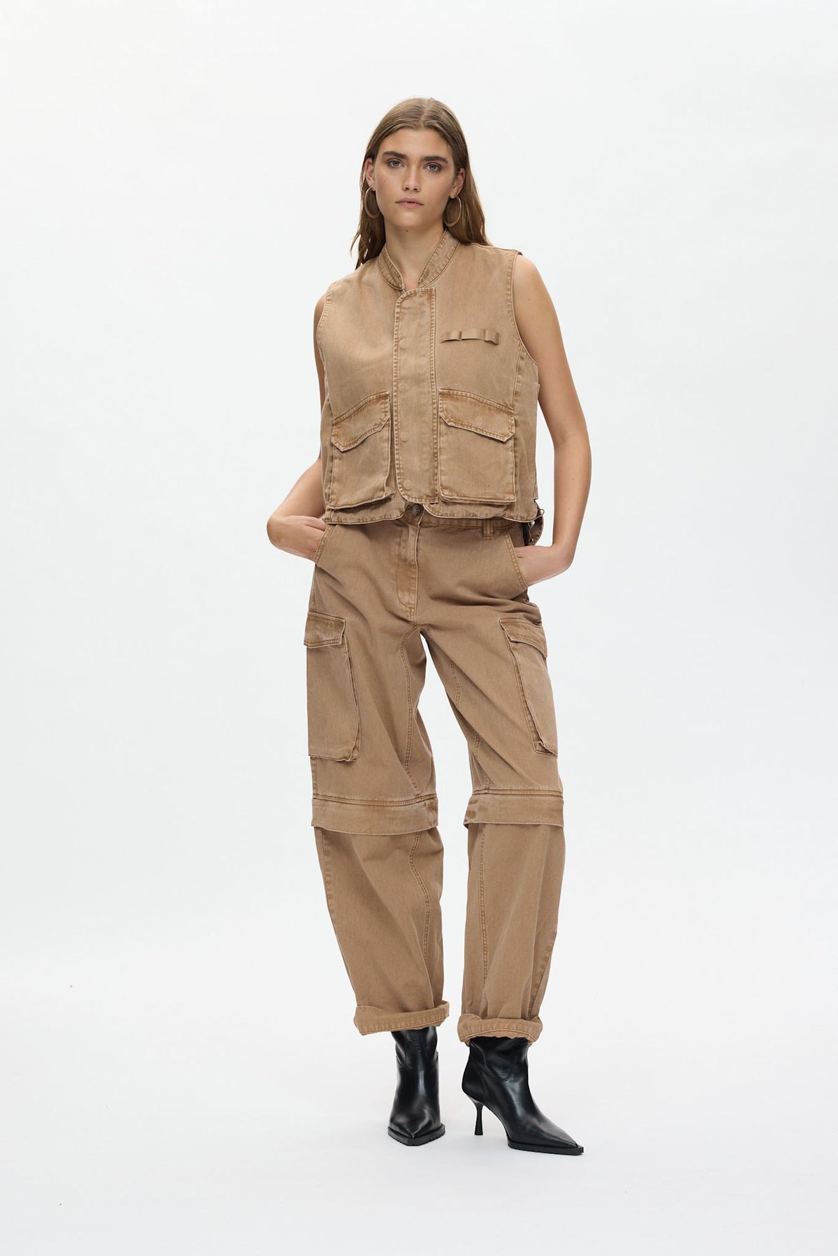 Beena - Canvas vest I Washed tobacco