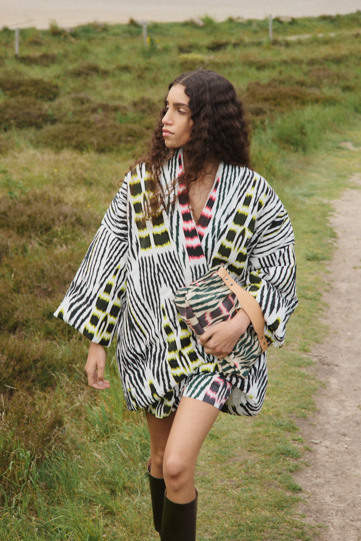 Lania - Ikat combo shorts I Citrus black ivory & pink combo