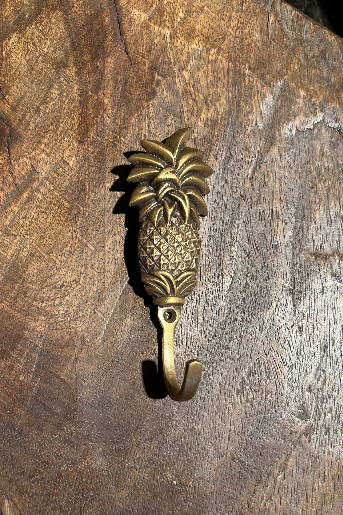 Small Pineapple Hook - Rabens Apartment I Matte Brass