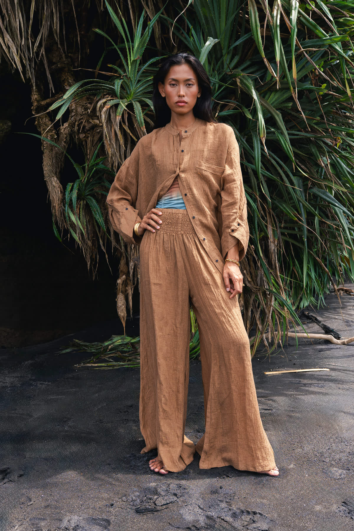 Karam - Crinkled wide leg pants I Walnut