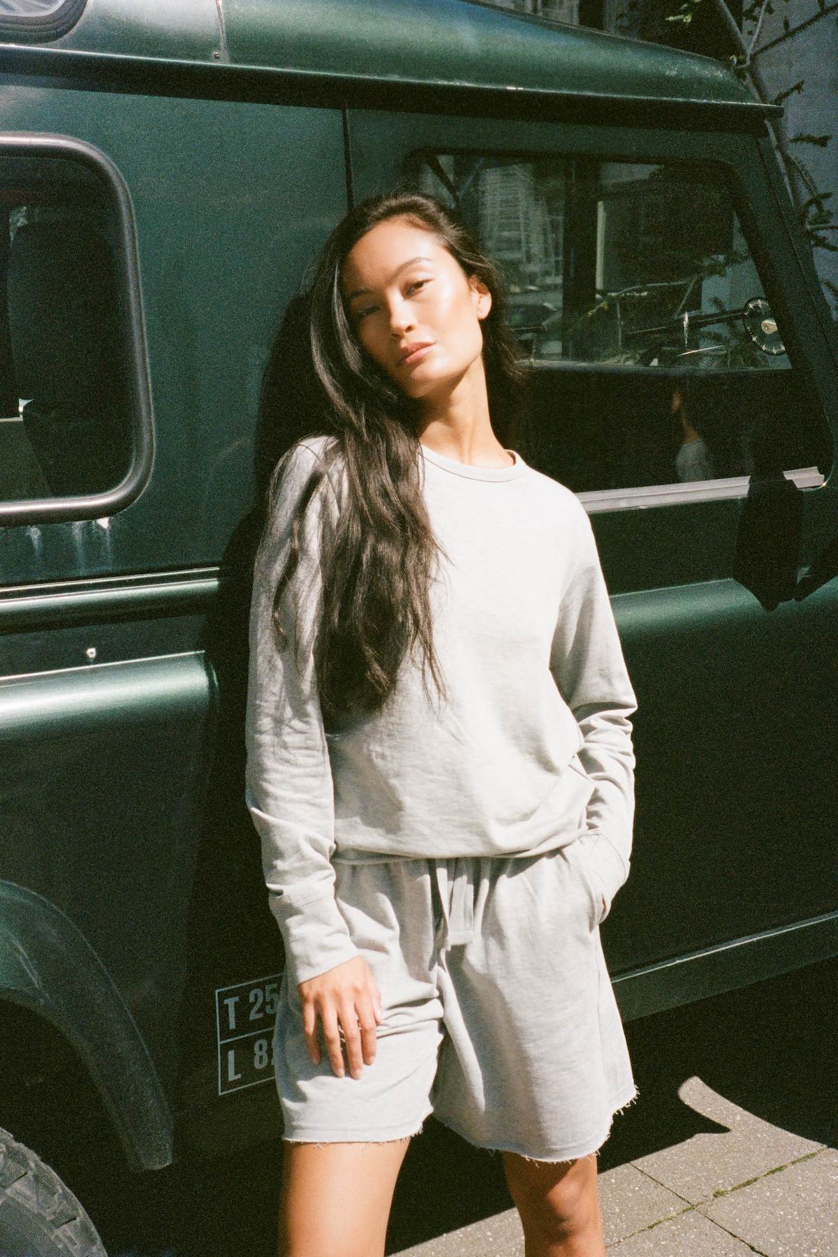 Hila - Light stretch crew neck top I Grey melange