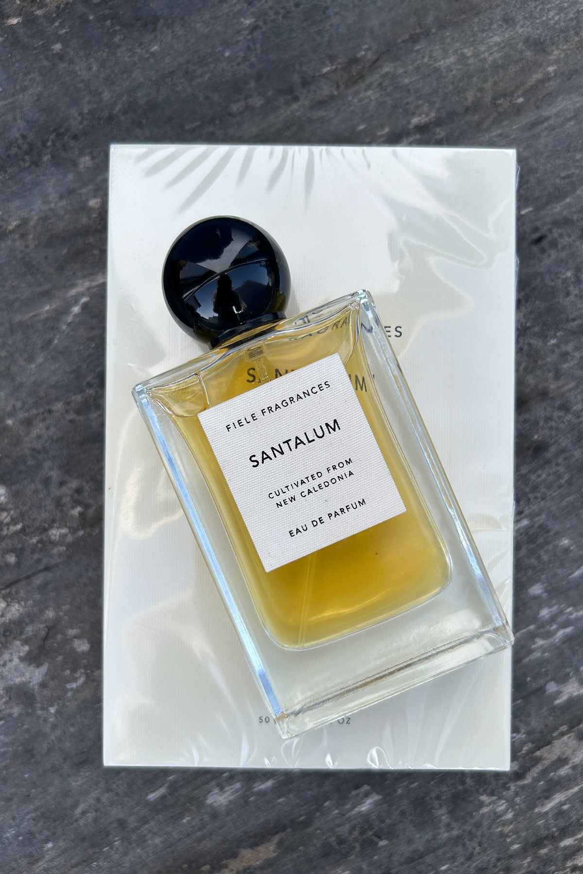 Fiele Fragrances - Perfume I Santalum