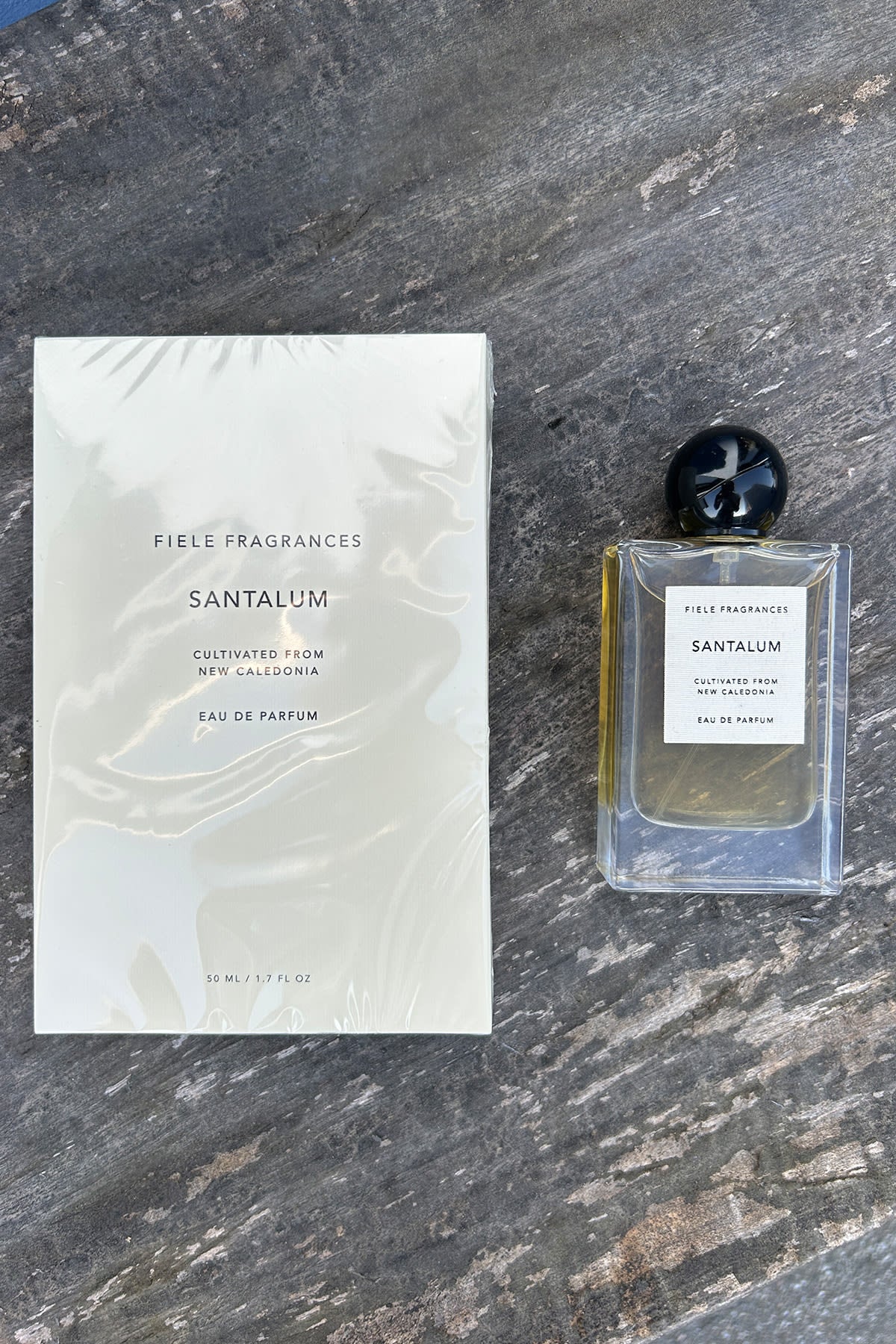 Fiele Fragrances - Perfume I Santalum