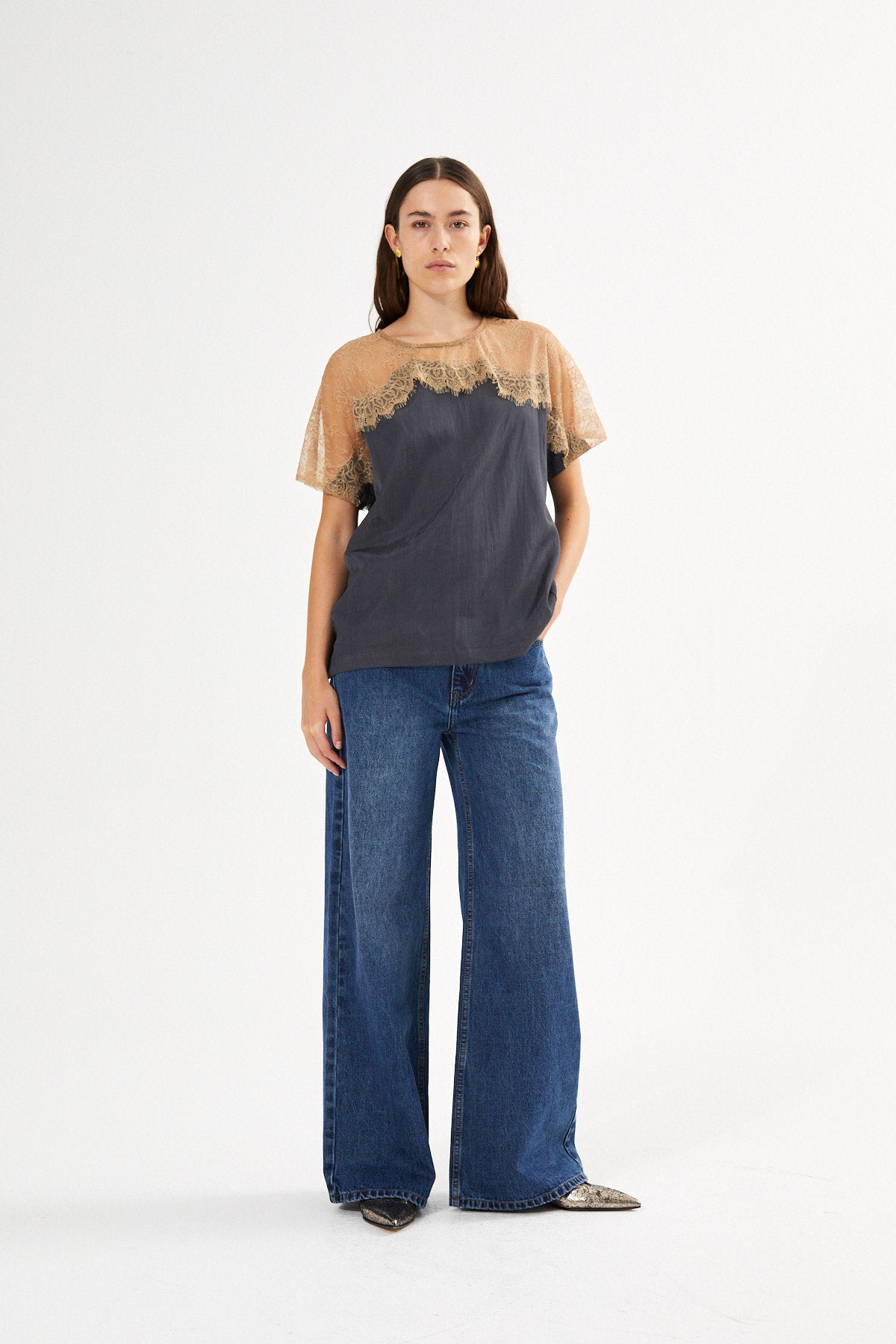 Sheer lace t-shirt - Buggi I Dark shadow combo