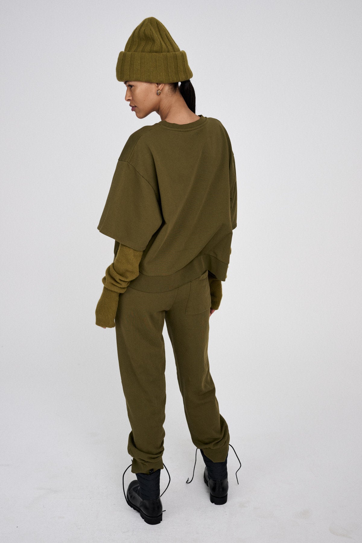 Narah - Sweat top I Dark Olive