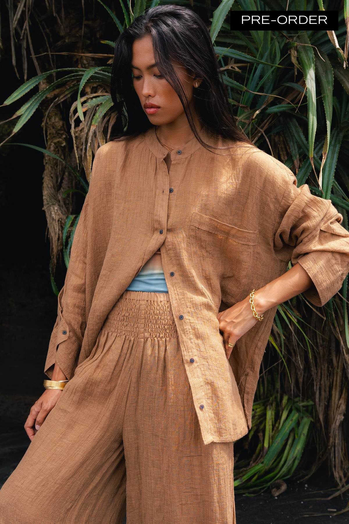 Bobbies - PRE-ORDER I Crinkled oversize shirt I Walnut