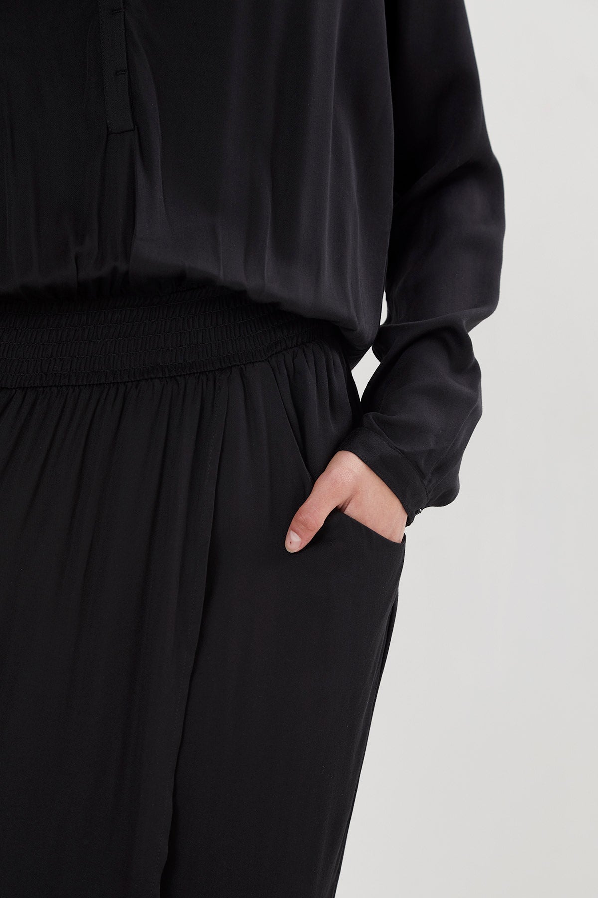 Wrap over dress - Vera I Black