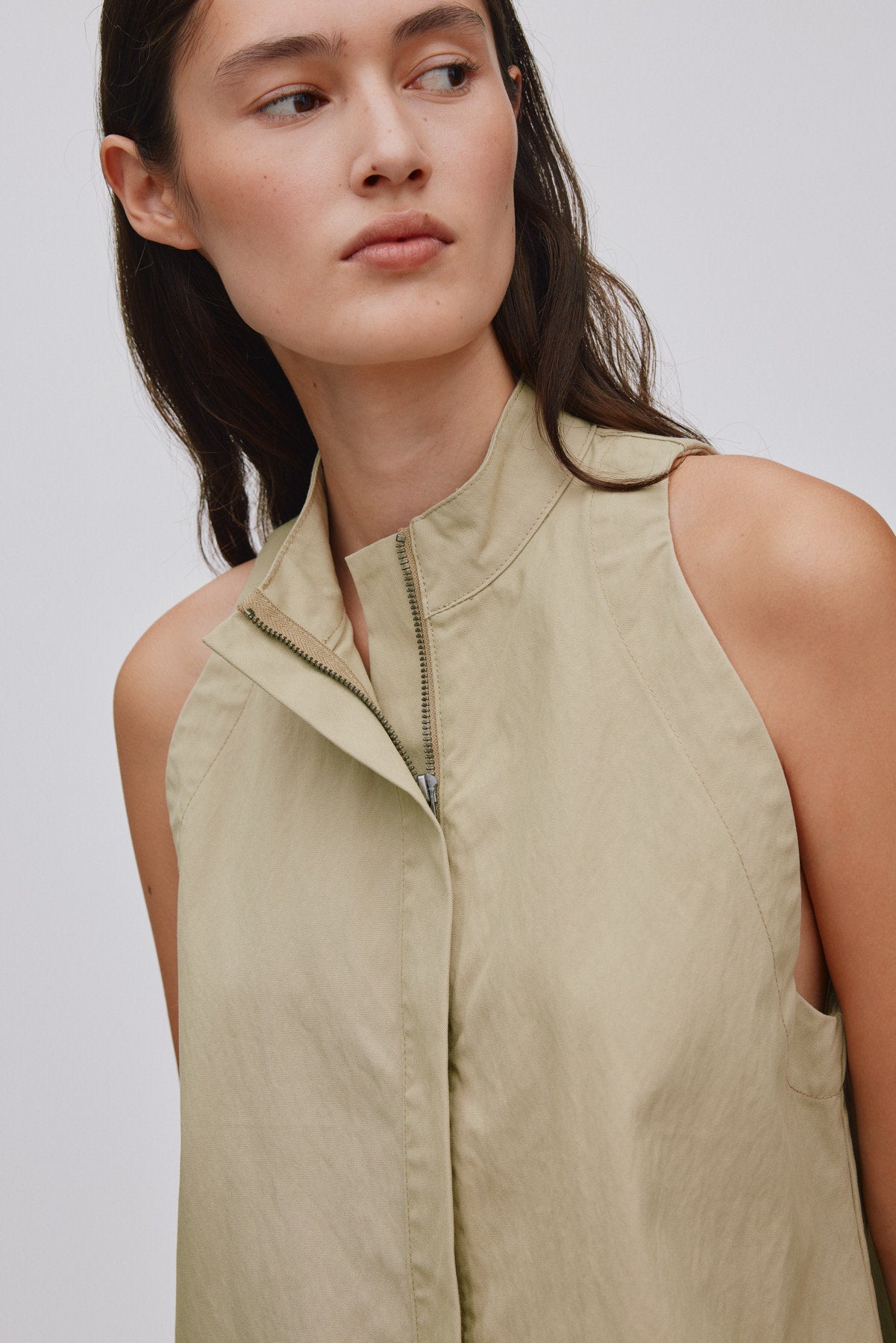 Kaley - Utility halter top I Sand