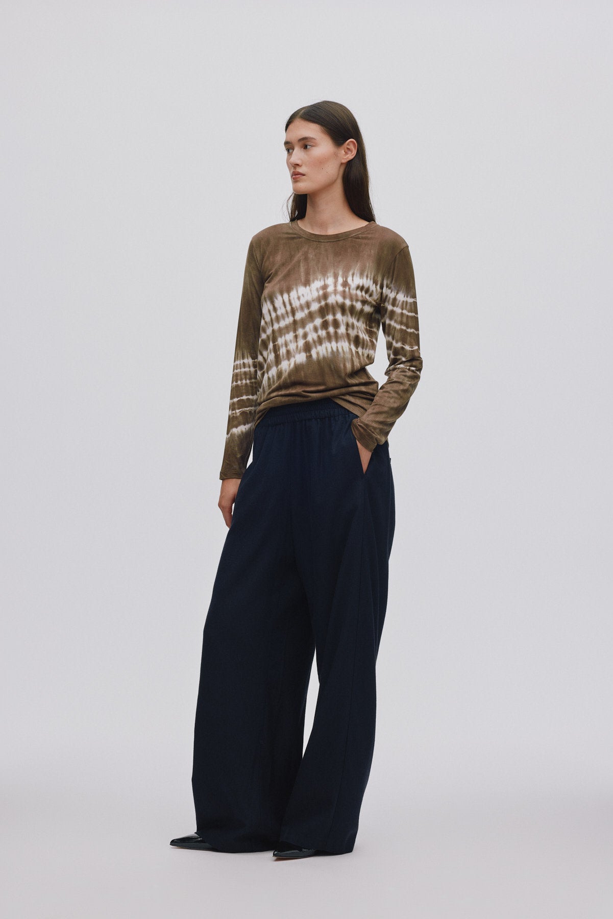 Xenia - Frequency long sleeve t-shirt I Dry mocca combo