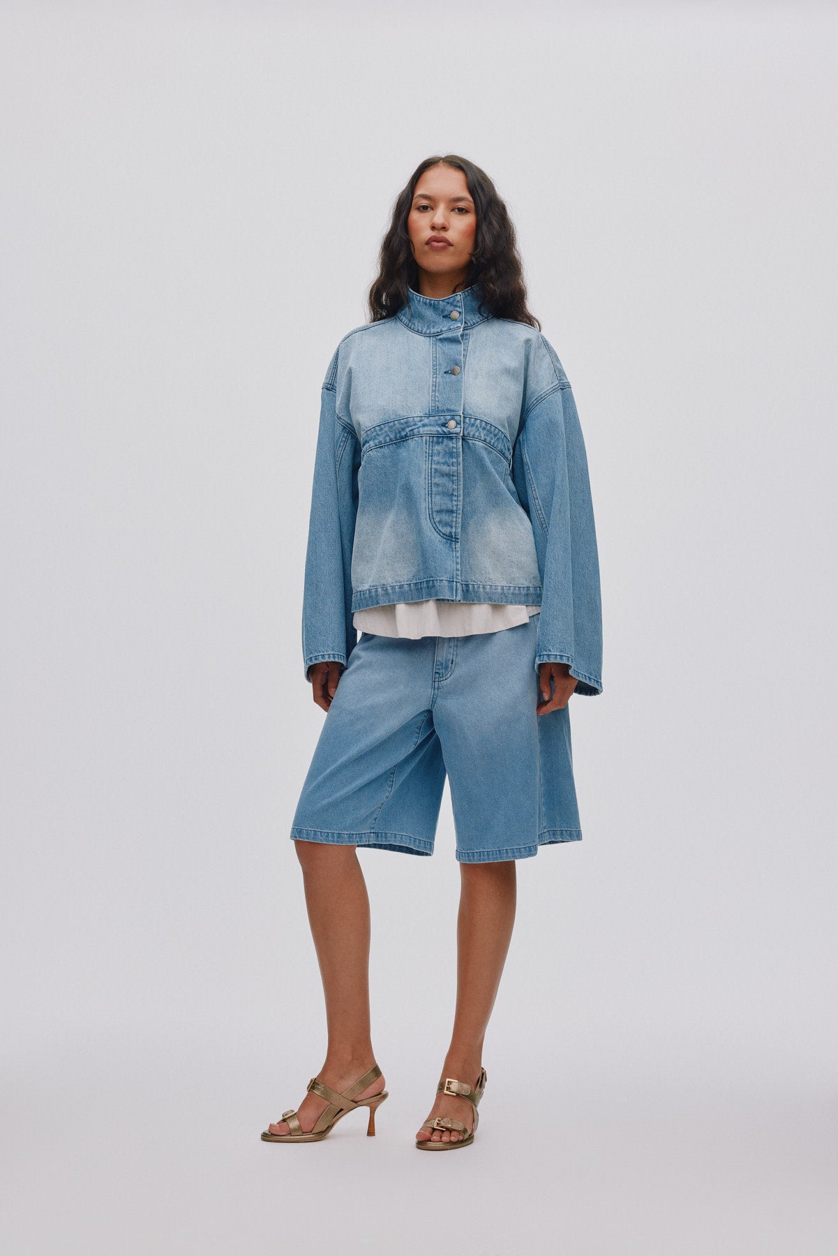 Donela - Denim jacket I Light washed denim