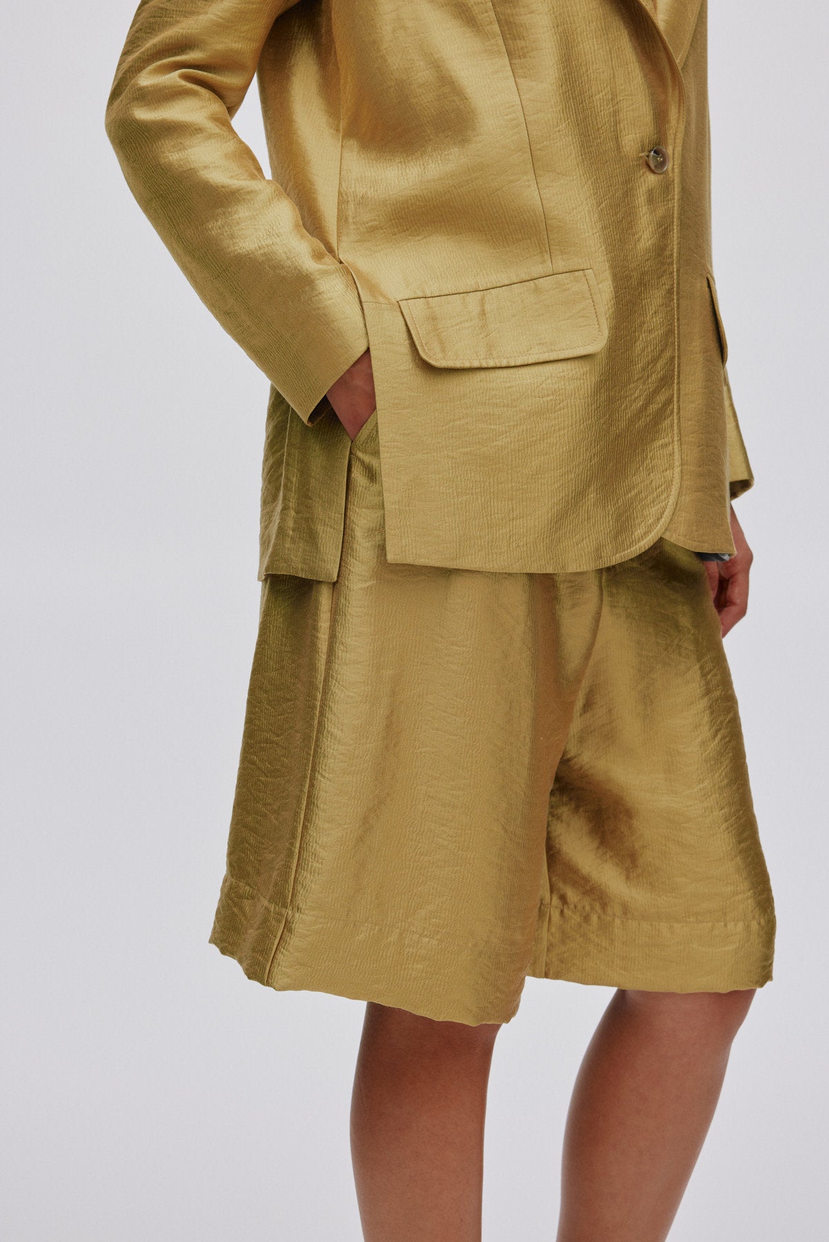 Alona - Woven gold jacket I Gold