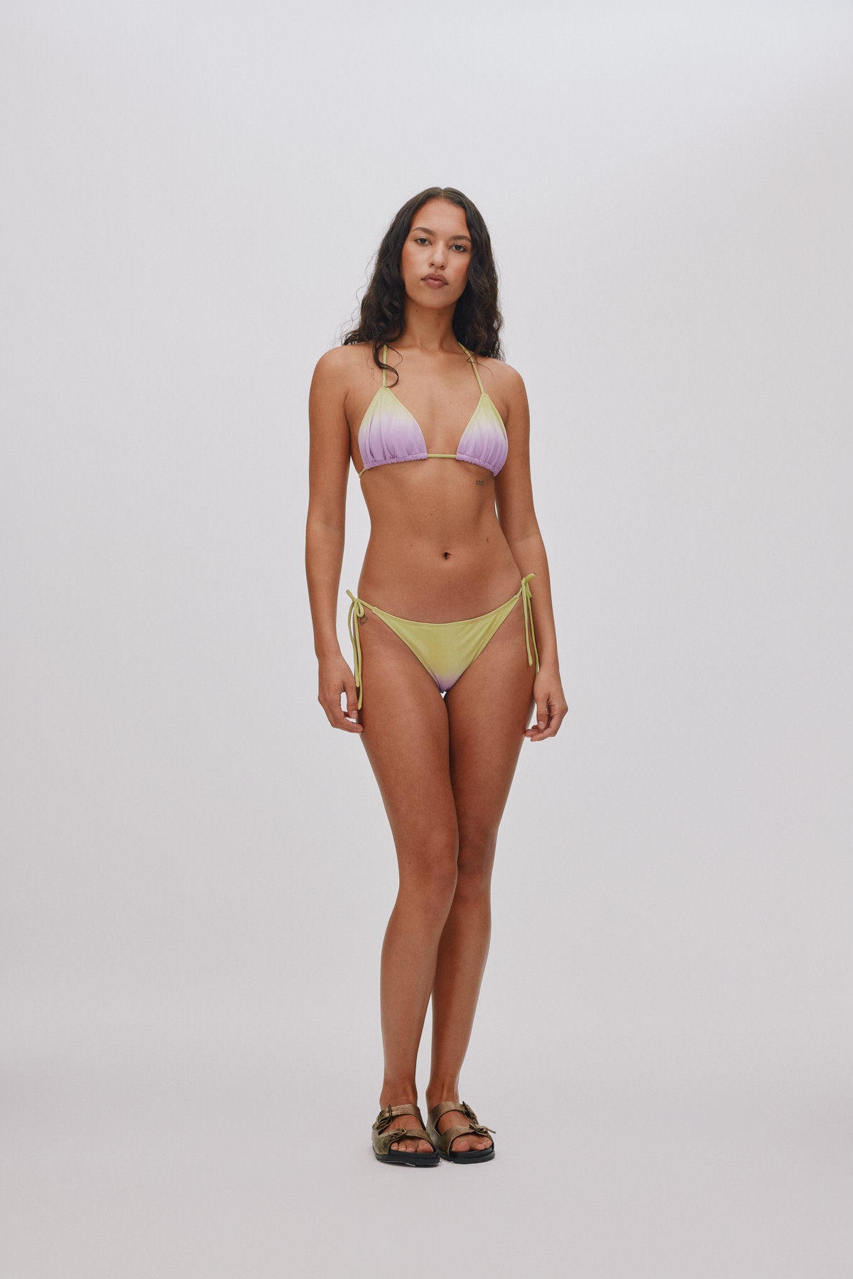 Leise - Fusion string bottom I Mandarin pink