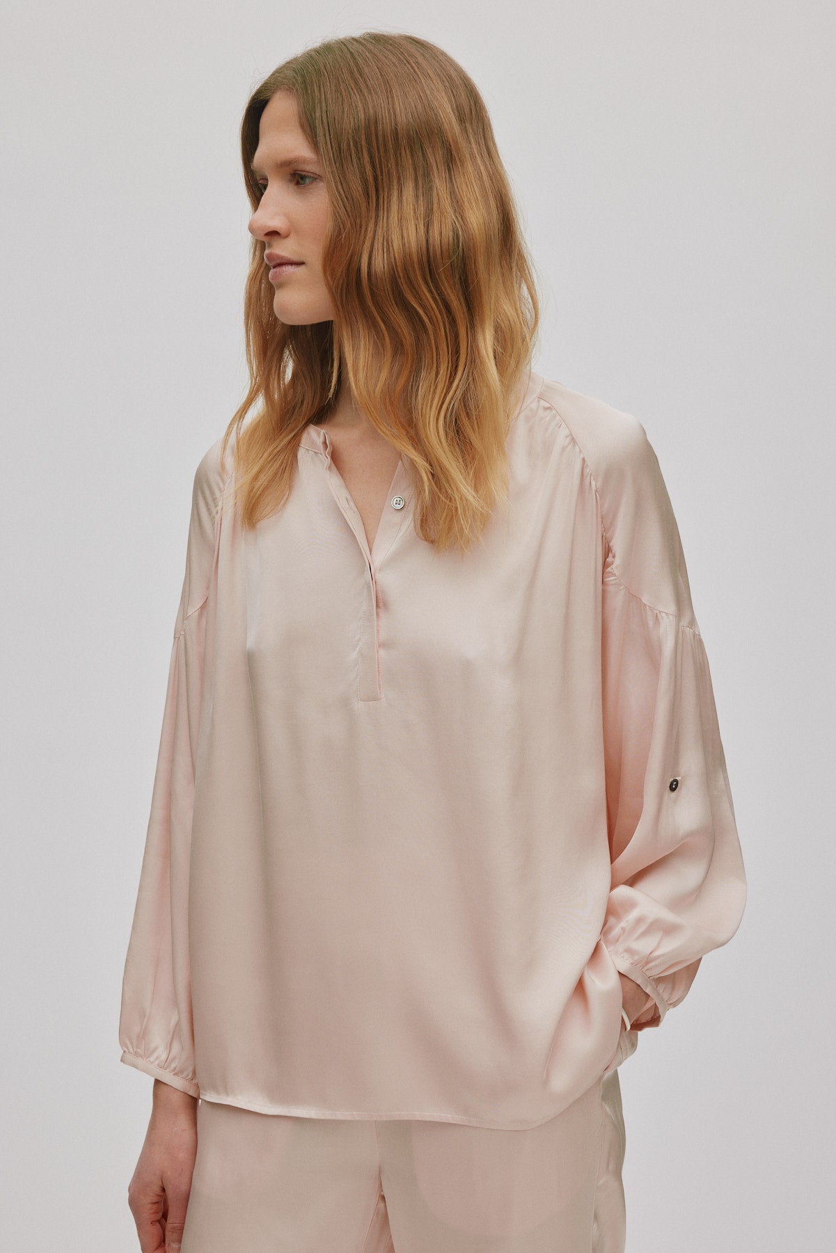 Lissy - Contrast lace shirt I Light rose