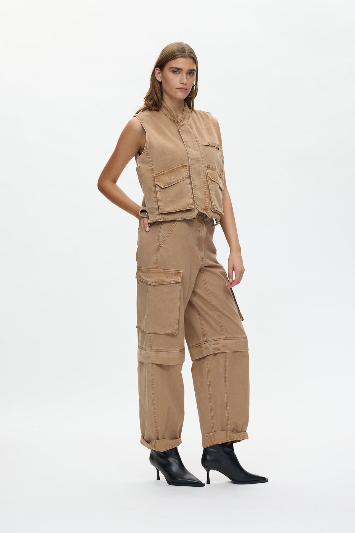 Beena - Canvas vest I Washed tobacco