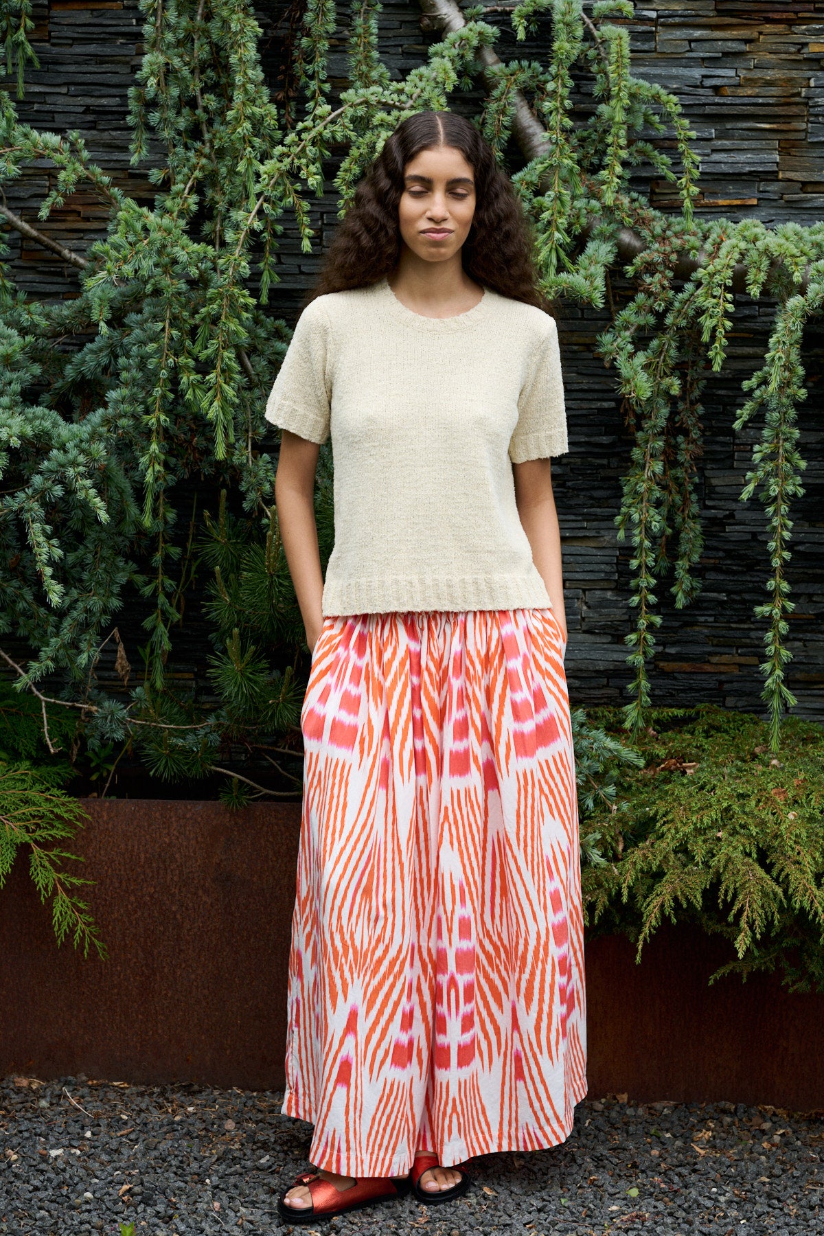 Almas - Ikat full skirt I Forest pink sand