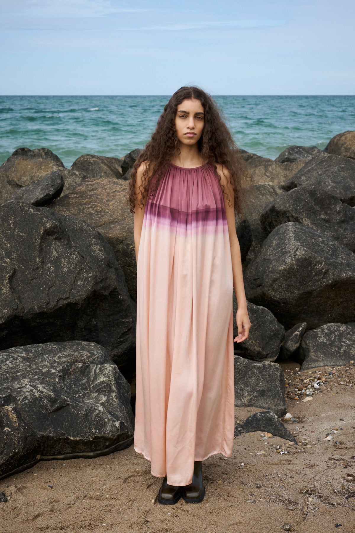 Sabah - Horizon gathered halter dress I Blush combo