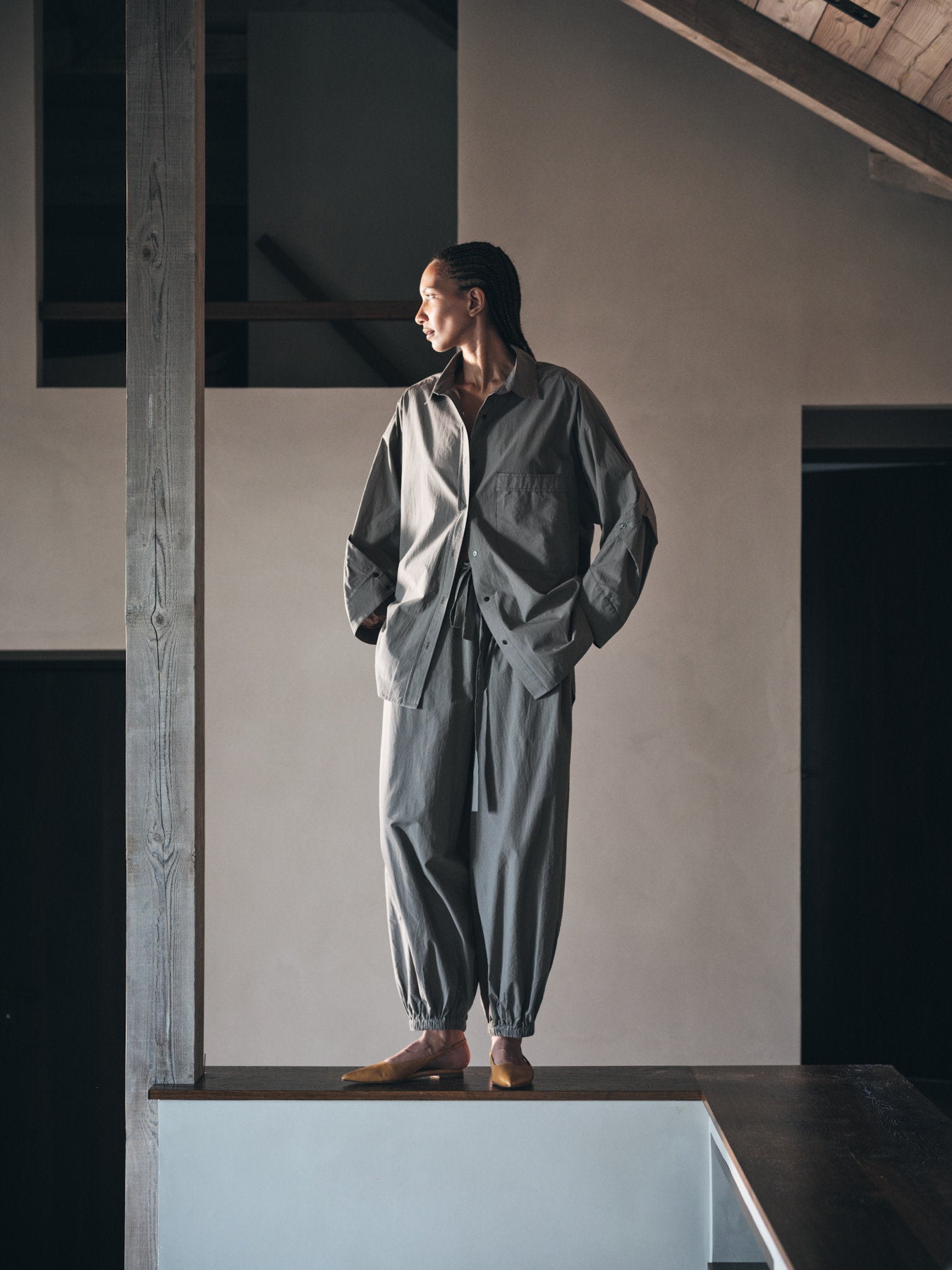 Iridi - Poplin gathered pants I Asphalt
