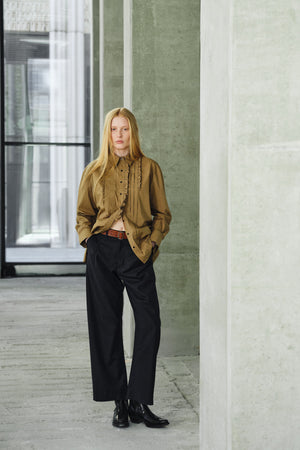 Dim - Poplin front frill shirt I Havanna brown