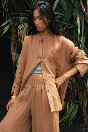Bobbies - PRE-ORDER I Crinkled oversize shirt I Walnut