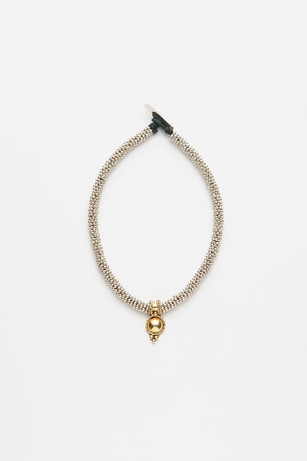 Bead bracelet w. gold pendant - Nafsu I Gold