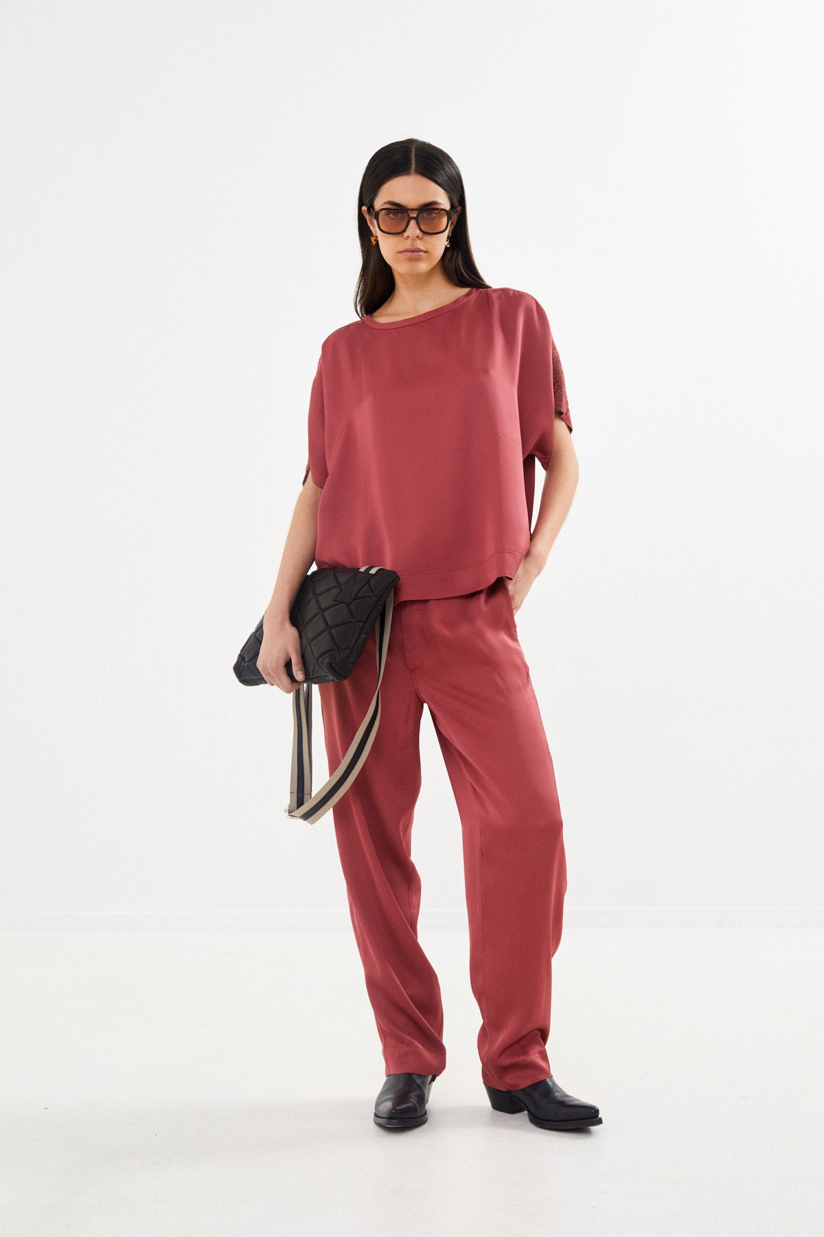 Solid lacey blouse - Serena I Burgundy