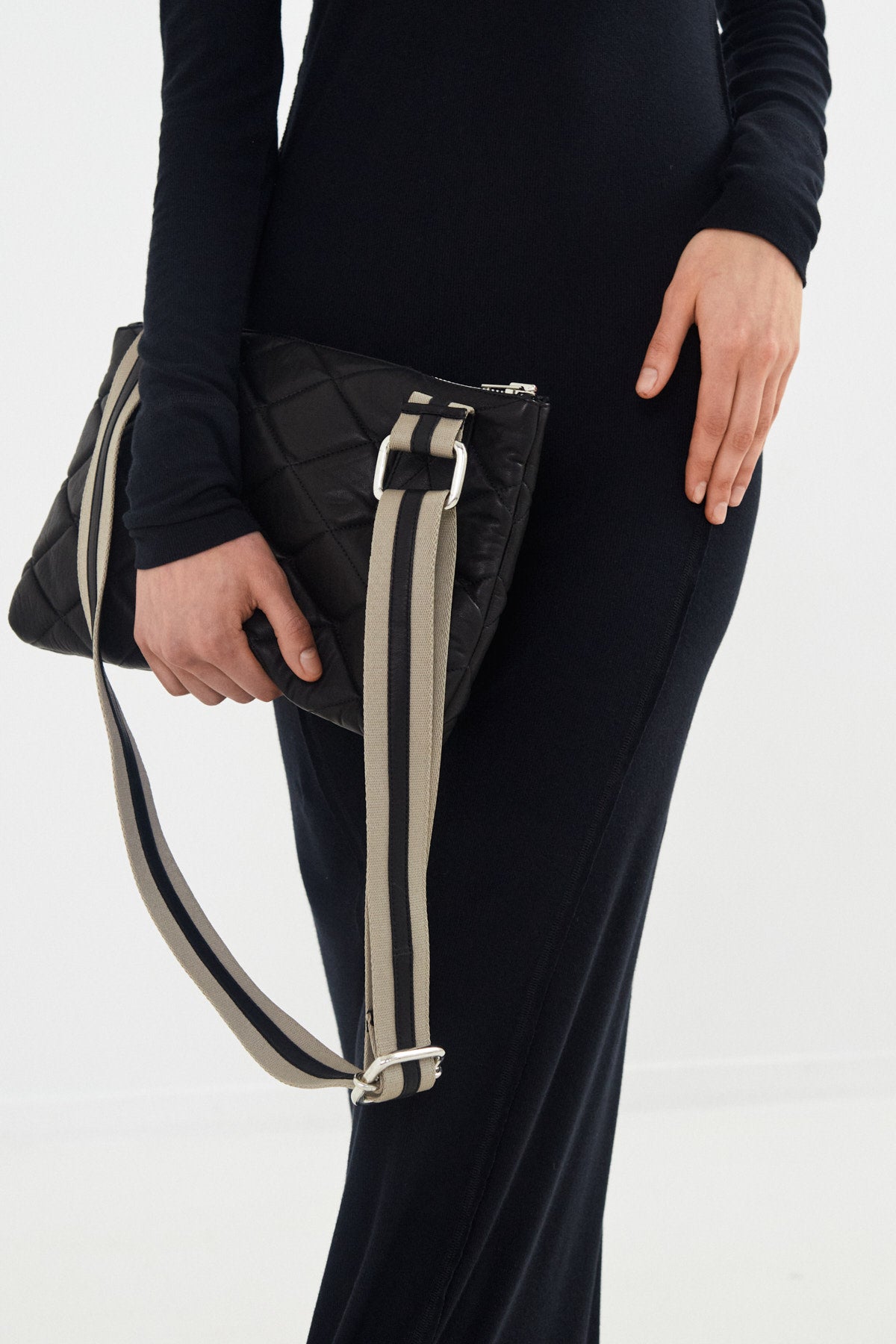 Quilted leather small bag - Siara I Black