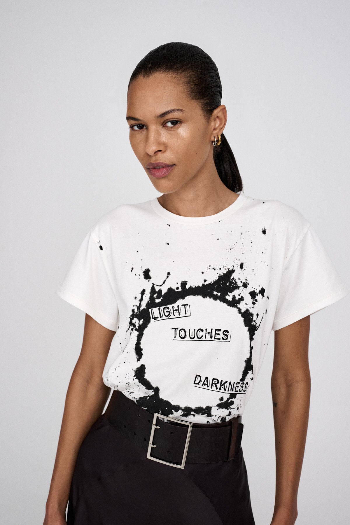 Ambla - Eclipsed print t-shirt I Chalk
