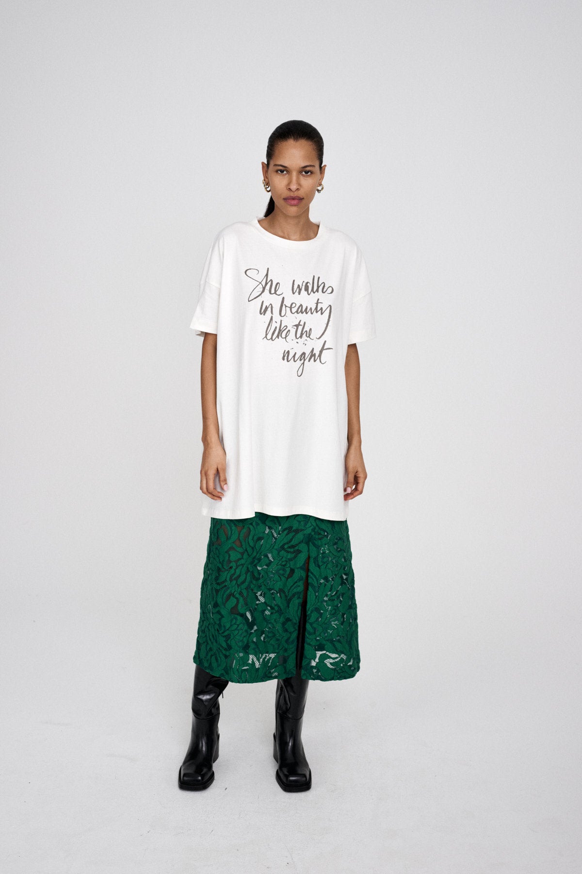 Dee - Poet oversize t-shirt I Chalk