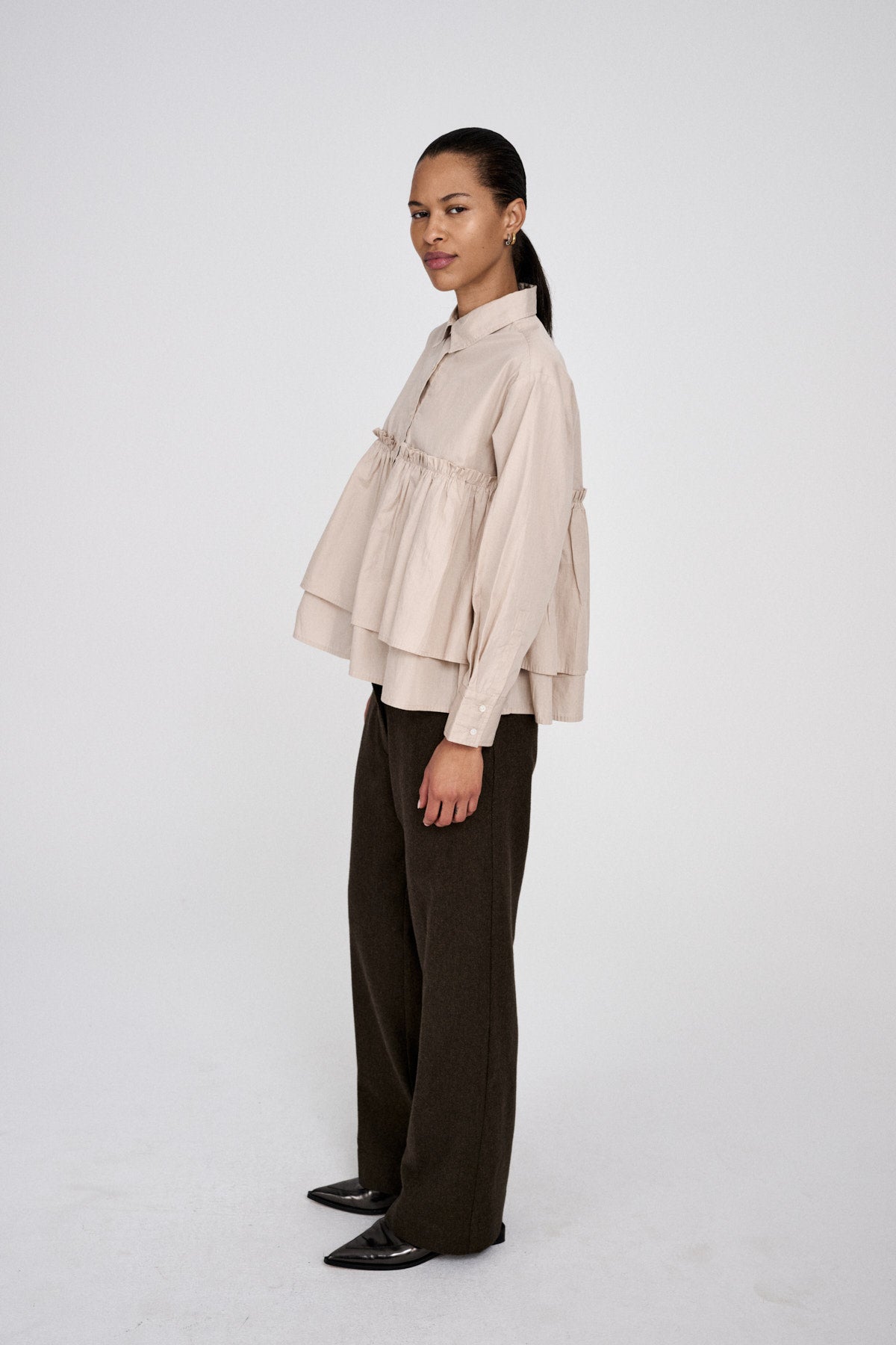 Shaker - Poplin frill shirt I Powder